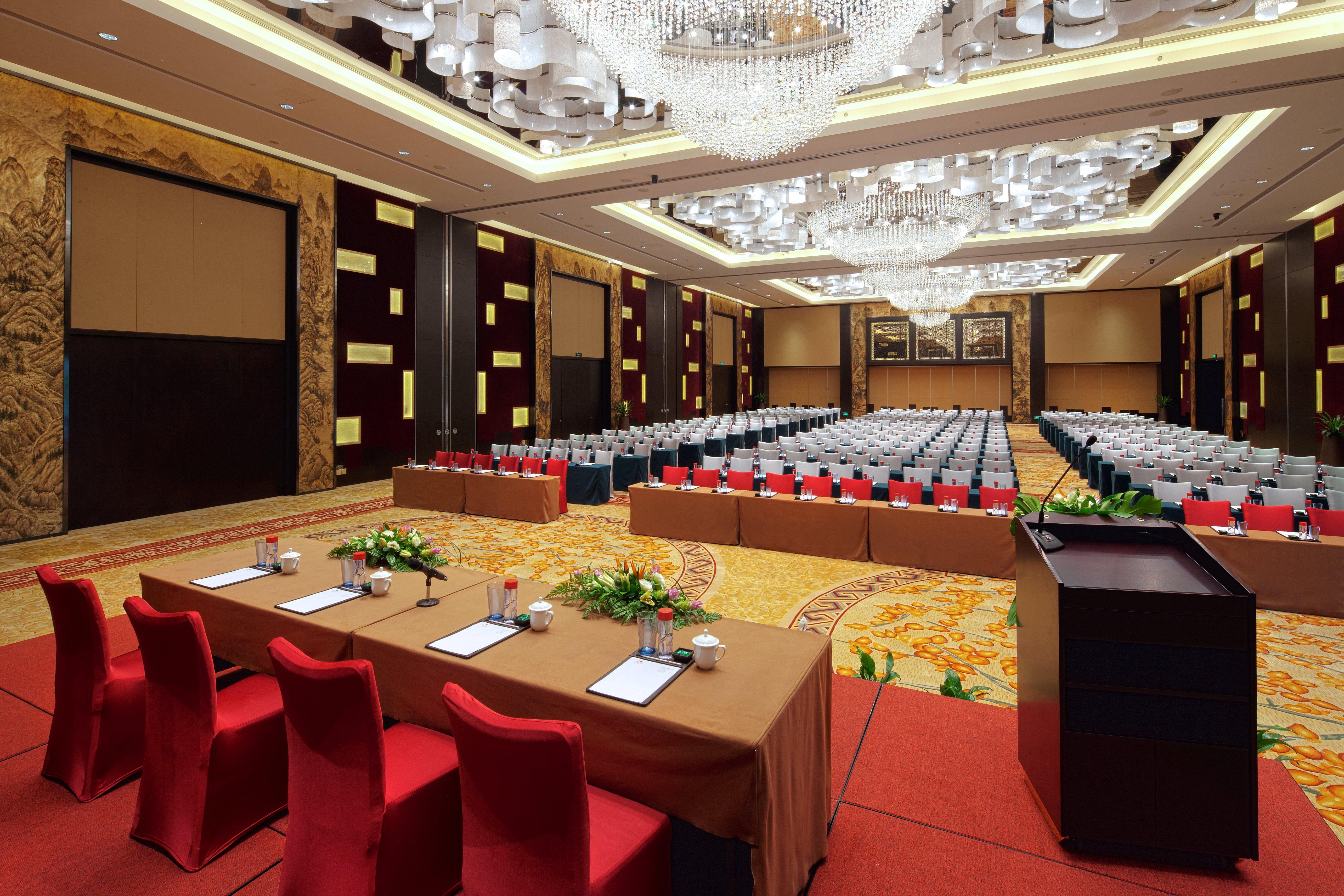Crowne Plaza Guangzhou Huadu By Ihg - Free Shuttle Bus Between Hotel To Exhibition Center During Canton Fair Екстериор снимка